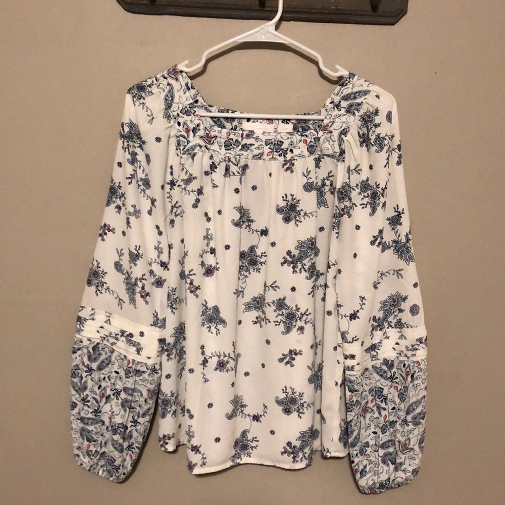 Women’s blouse